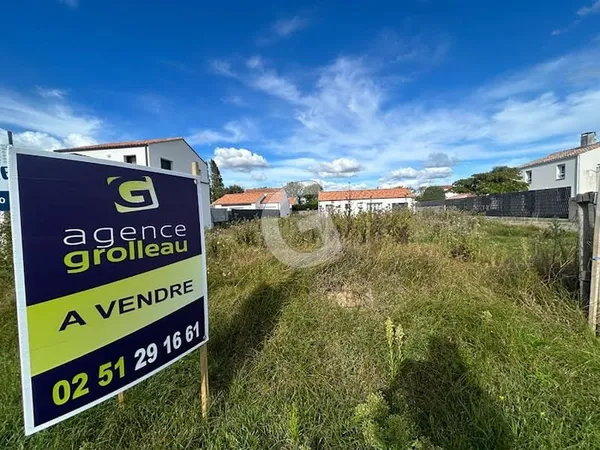 Terrain 451 m²