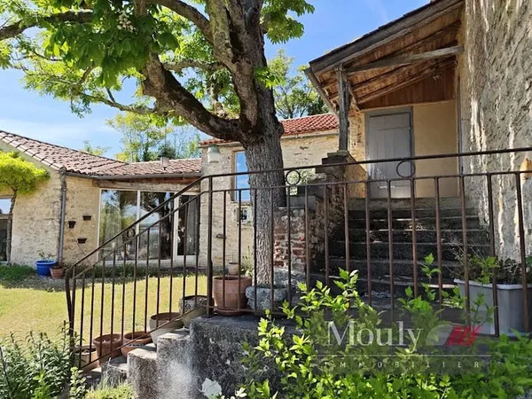 Propriété 7 pièces 220 m²