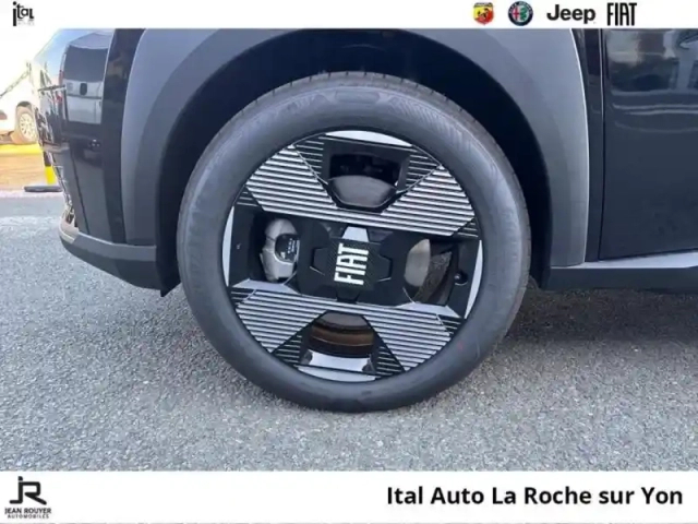 Fiat Panda grande  electrique 113ch la prima (prime cee de 3600? déduite) — photo 11