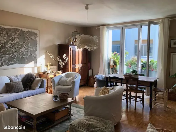 T4 traversant 86,67 m² Mellinet - 3 chambres, 2 balcons, parking, cave