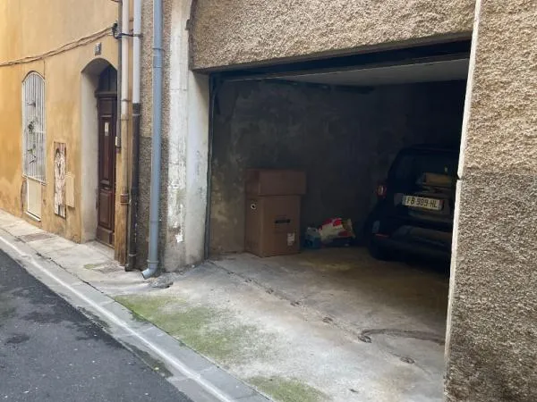 Stationnement Vente Narbonne   95000€