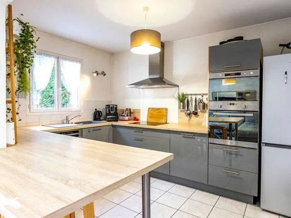 Maison 5 pièces 82 m²