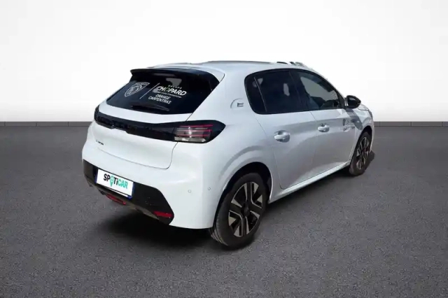 Peugeot 208 electrique 50 kwh 136ch — photo 6