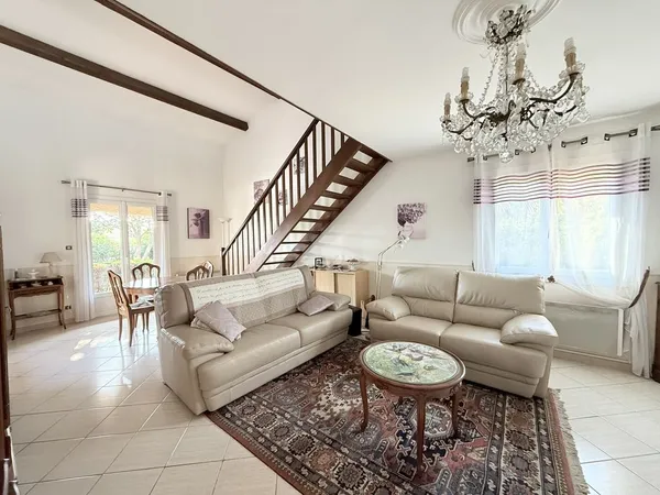 Maison de luxe 5 pièces 131 m²