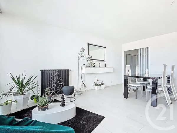 Appartement 5 pièces 96 m²