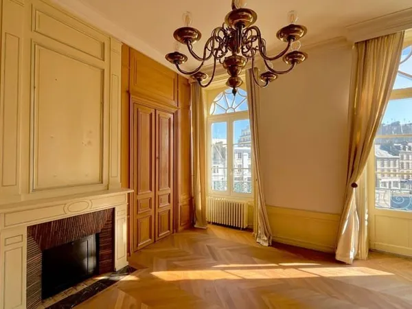 Appartement 4 pièces 169 m²