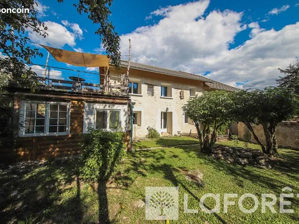 Appartement 5 pièces 125 m²