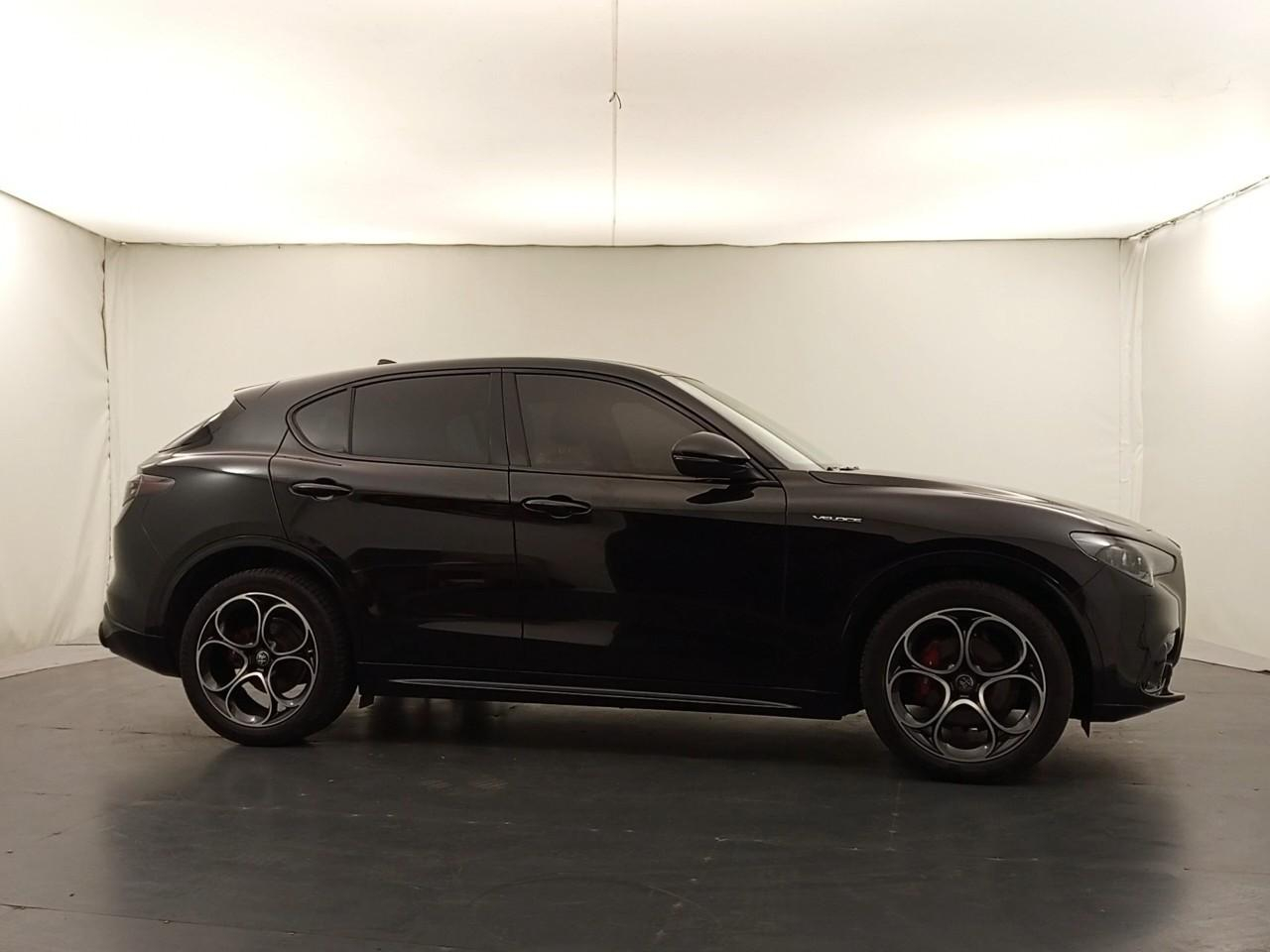 Alfa Romeo Stelvio 2.2 160 ch at8 veloce — photo 6