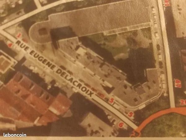Garage fermé 14m² avec électricité et eau - Grenoble Île Verte