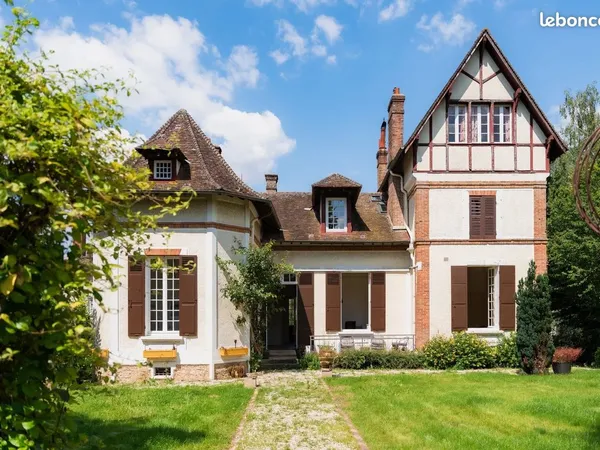 Propriété 19 pièces 443 m²