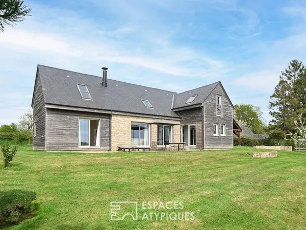 Maison d'architecte avec vue dégagée