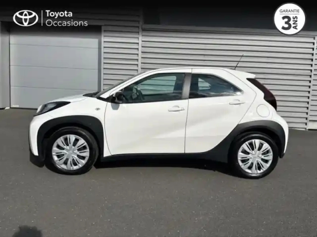 Toyota Aygo X 1.0 vvt-i 72ch dynamic my23 — photo 3