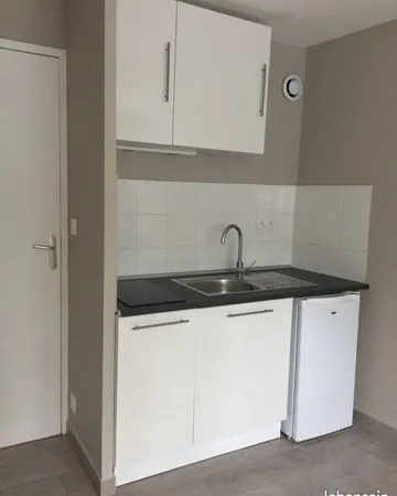 Appartement Location Nantes 1p 19m² 560€