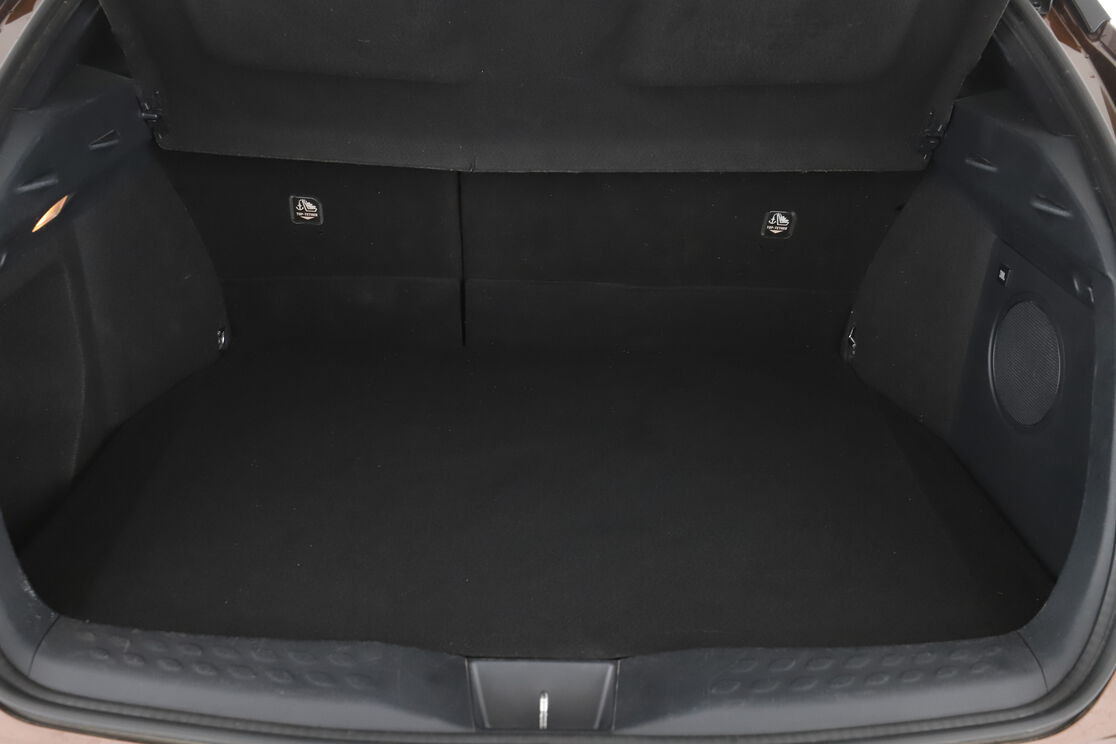 Toyota C-HR 1.8 Hybride Distinctive — photo 16