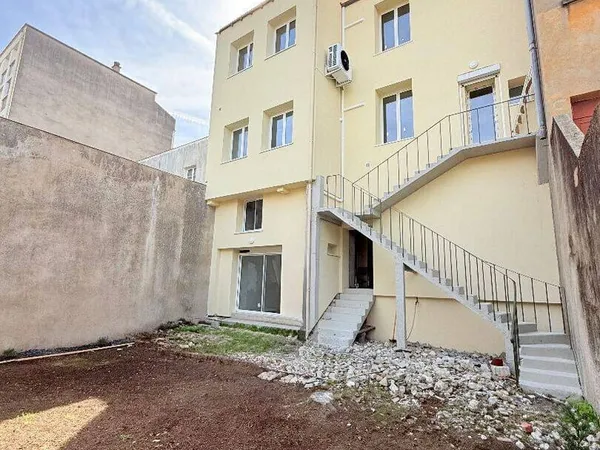 Immeuble 6 pièces 154 m²