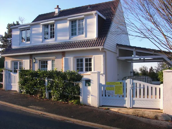 Meublé pour Professionnels en Déplacement 5 Chambres ROISSY Toutes charges comprises
