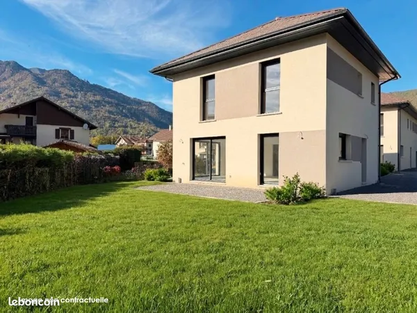 Villa 5 pièces 115 m²