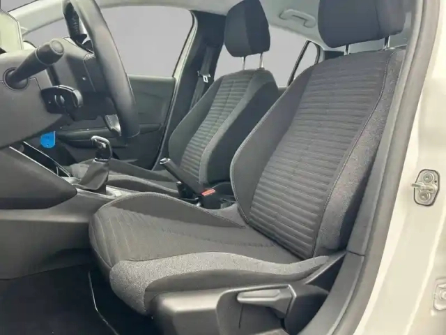 Peugeot 208 puretech 75 s&amp;s bvm5 — photo 11