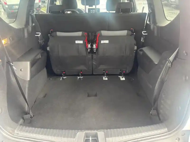 Dacia Jogger 1.0 tce 110ch extreme 7 places -24 — photo 11