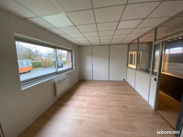 Bureaux + Entrepôts avec Ponts