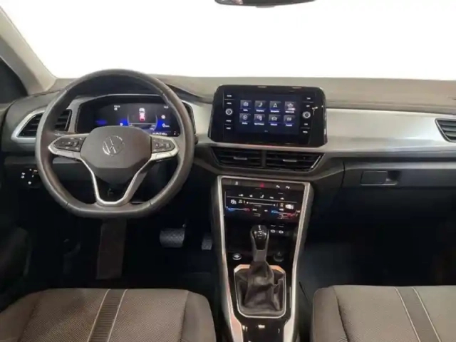 Volkswagen T-Roc 1.5 tsi evo2 150 start/stop dsg7 vw edition — photo 8