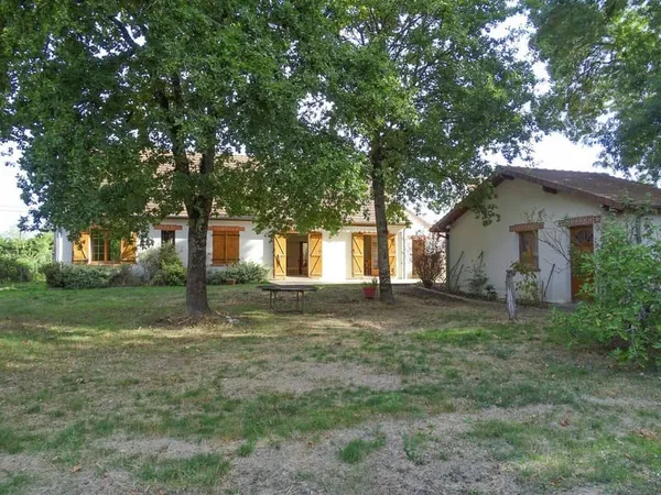 Maison de plain-pied 6 pièces 136 m²