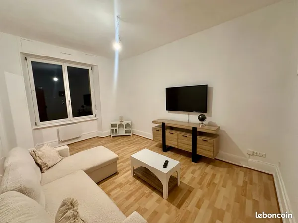 APPARTEMENT MEUBLÉ T3 - 60m2