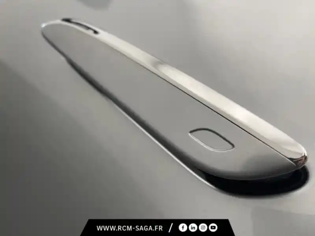 Mercedes Classe E berline 220 d amg line — photo 23
