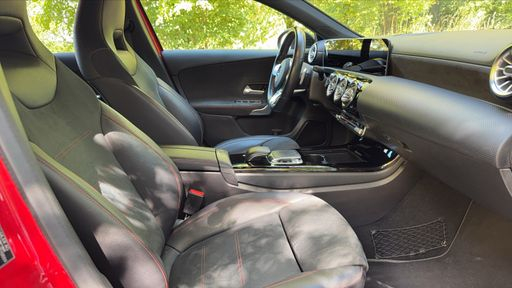 Mercedes Classe A 200 163 7G-DCT - Amg Line Edition – 2018 – 102883 km – Essence – Boîte Automatique — photo 12