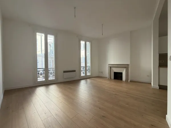 À LOUER - APPARTEMENT T3 DE 58 M² - MARSEILLE 13005/