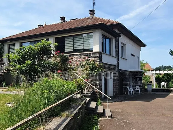 Maison à vendre 9 pièces LUXEUIL LES BAINS (70)
