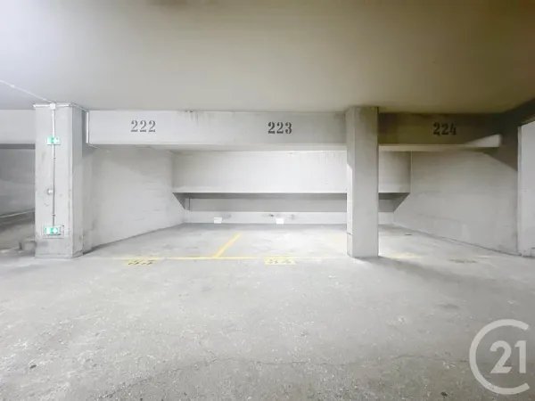 Stationnement Location Paris   90€