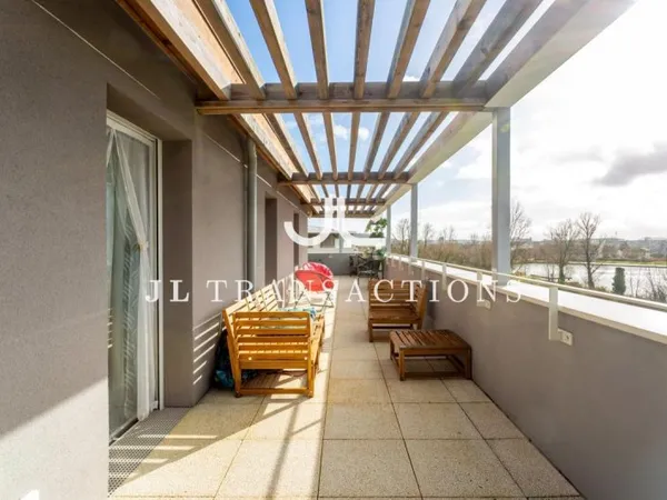 Vends T5 - 107m² - Bordeaux 33100