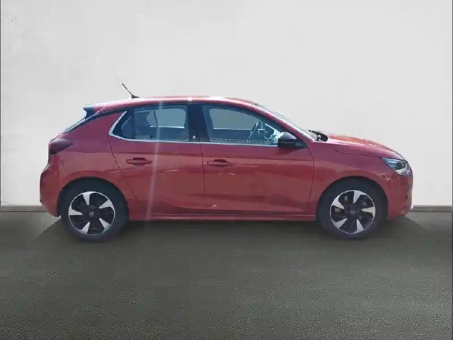 Opel Corsa electrique 136 ch &amp; batterie 50 kw/h — photo 4