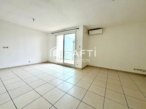 KENNEDY T2 DE 45 m² AVEC TERRASSE, PARKING et CAVE