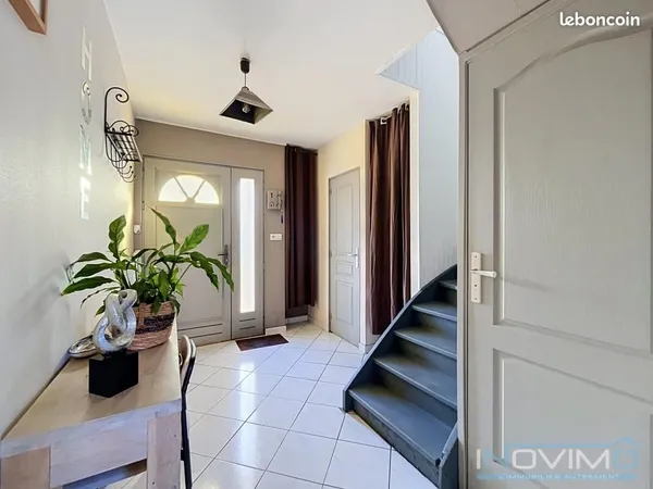 Maison 5 pièces 100 m²