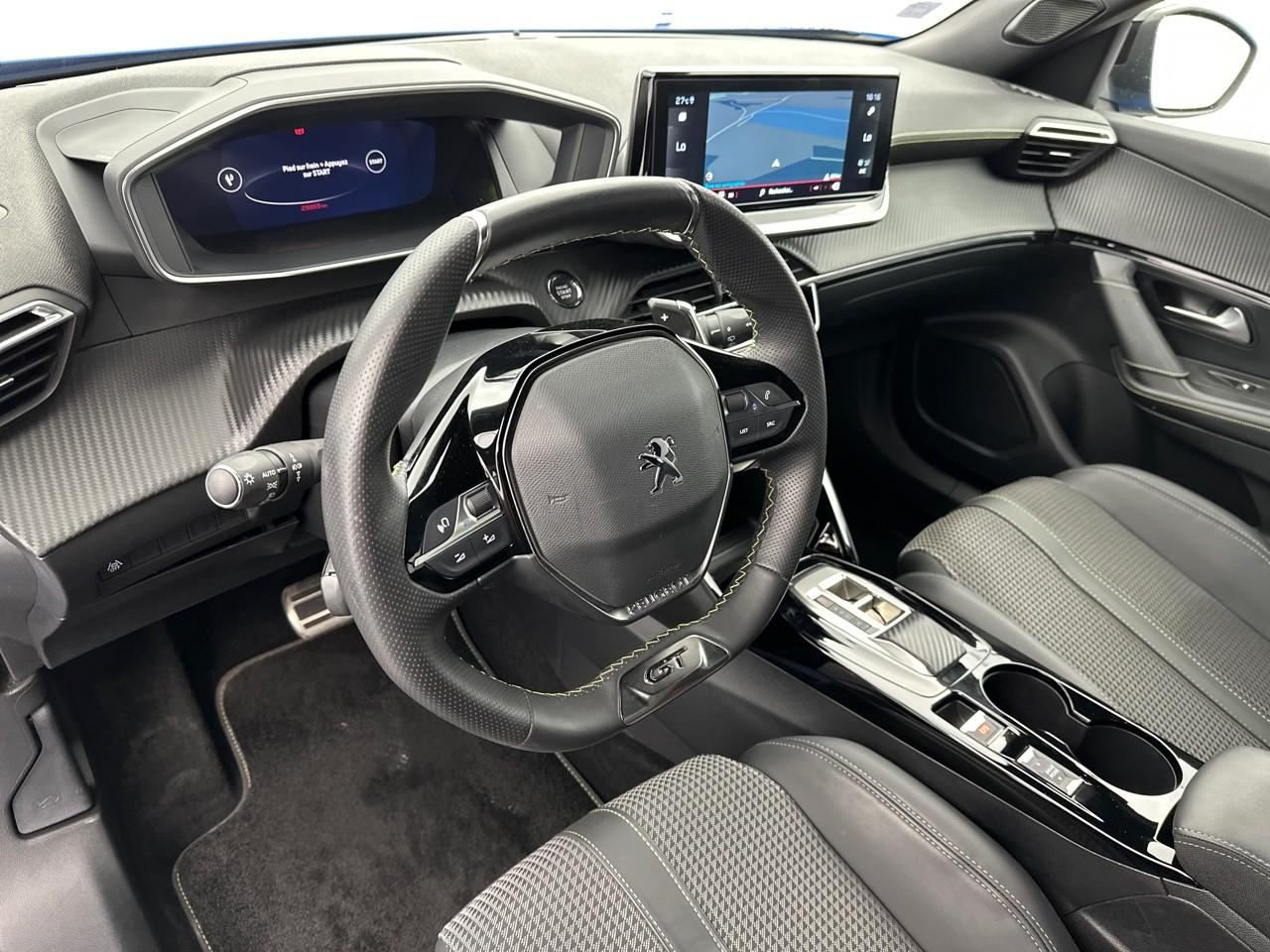 Peugeot 2008 puretech 130 s&s eat8 gt — photo 8