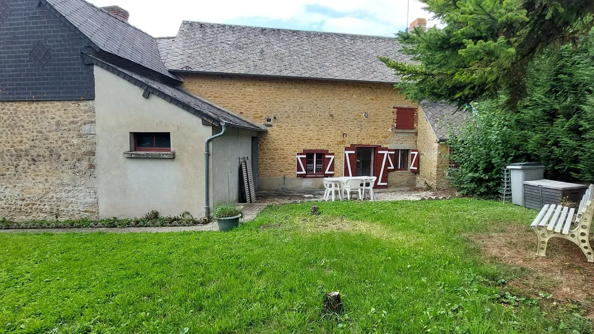 Photo 1