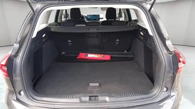 Ford Focus sw 1.0 ecoboost 125 s&amp;s mhev — photo 11