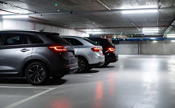 À vendre - Parking loué à Nice Arénas Aéroport