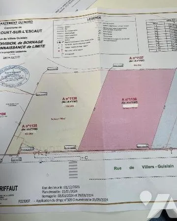 Terrain 780 m²