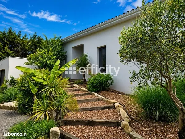 Villa 4 pièces 140 m²