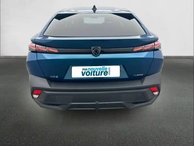 Peugeot 408 phev 225 e-eat8 — photo 5