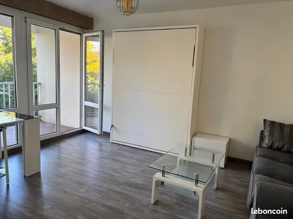 Appartement studio meublé douane de FERNEY-VOLTAIRE