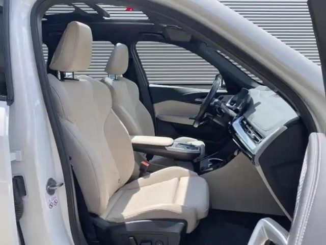 Bmw X1 xdrive30e 326ch m sport — photo 11