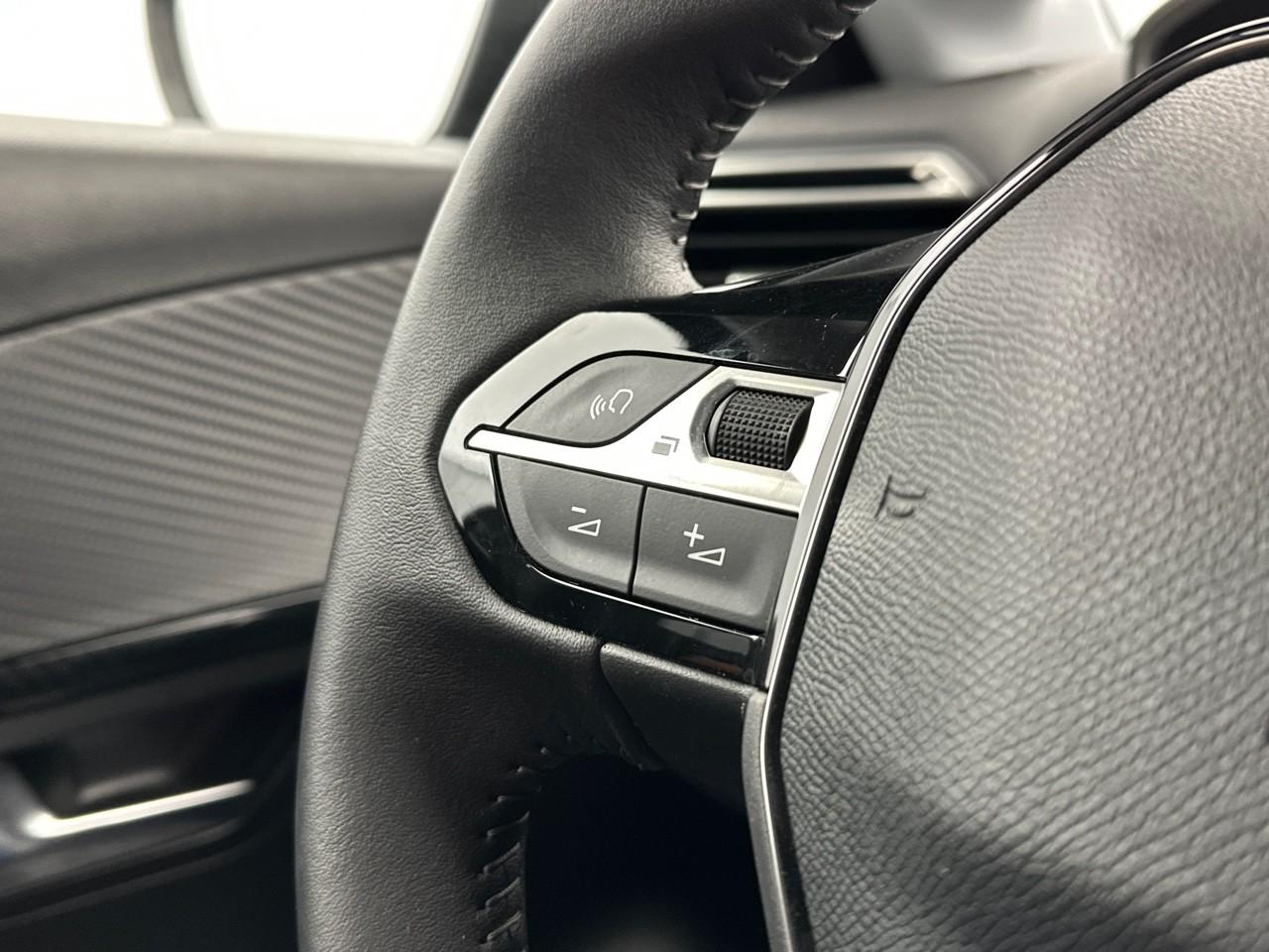 Peugeot 208 puretech 75 s&s bvm5 style — photo 17