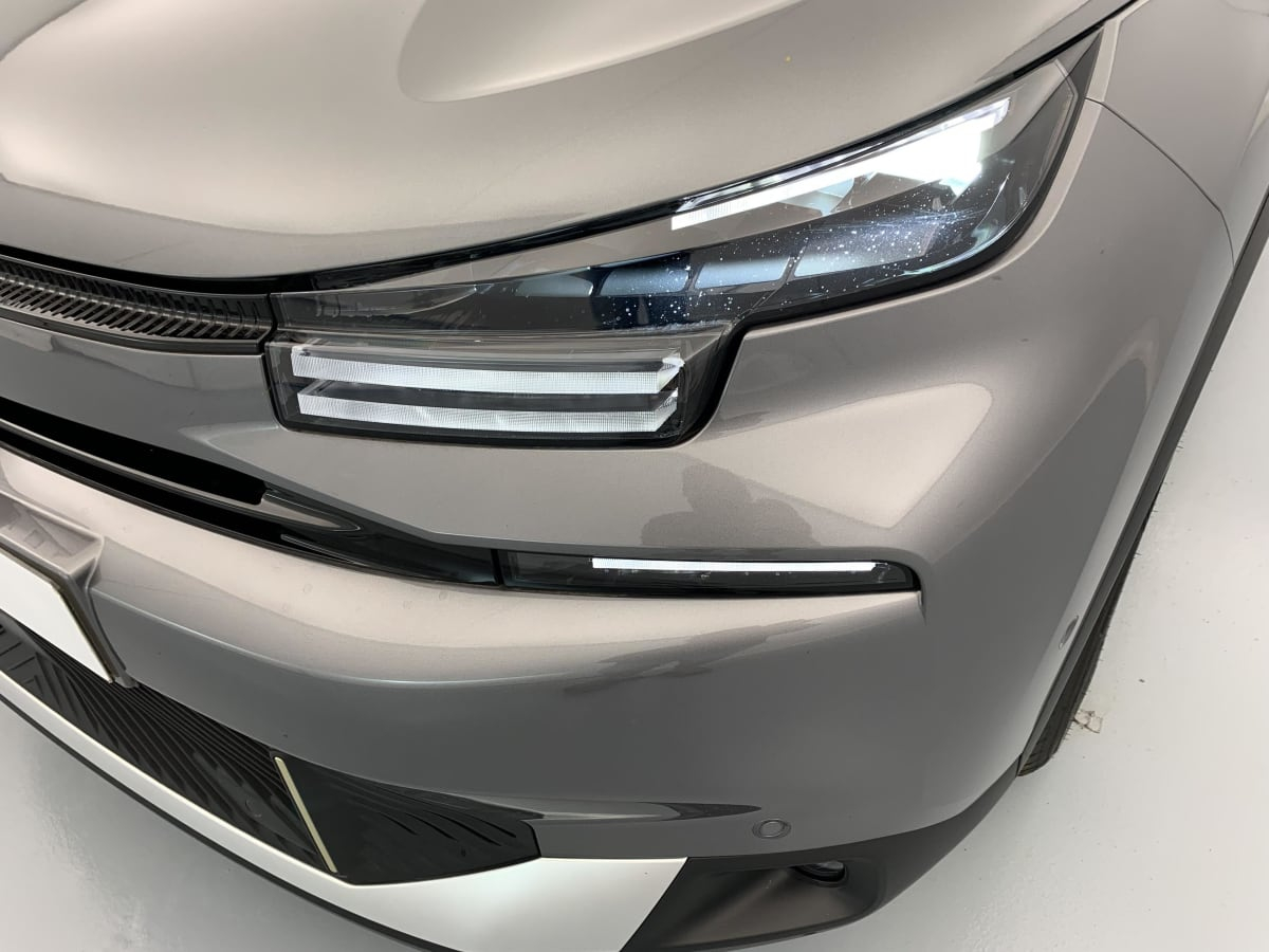 Citroën C4 — photo 25