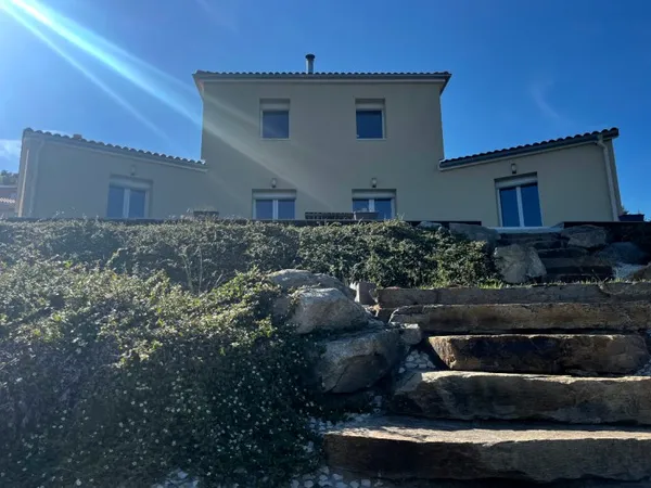 Maison 7 pièces 140 m²