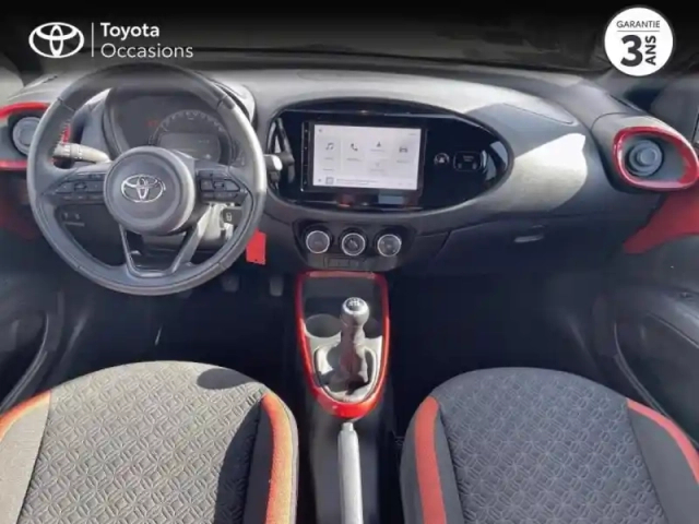 Toyota Aygo X 1.0 vvt-i 72ch design my24 — photo 8