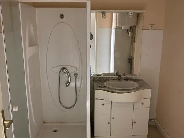 Loue appartement studio